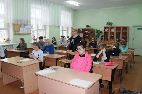Школы чкаловска