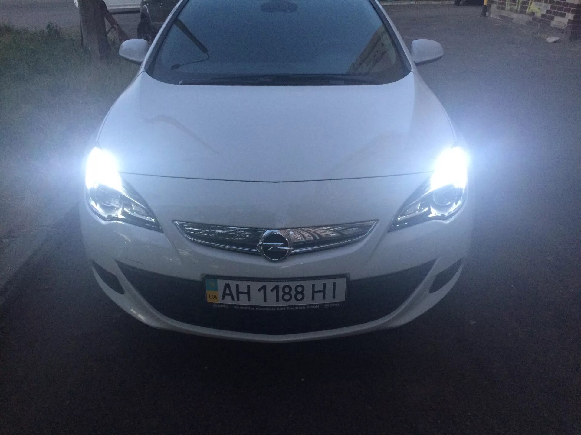 Opel astra j led лампы. Дхо opel astra j. диодные лампочки в дхо opel astra j.