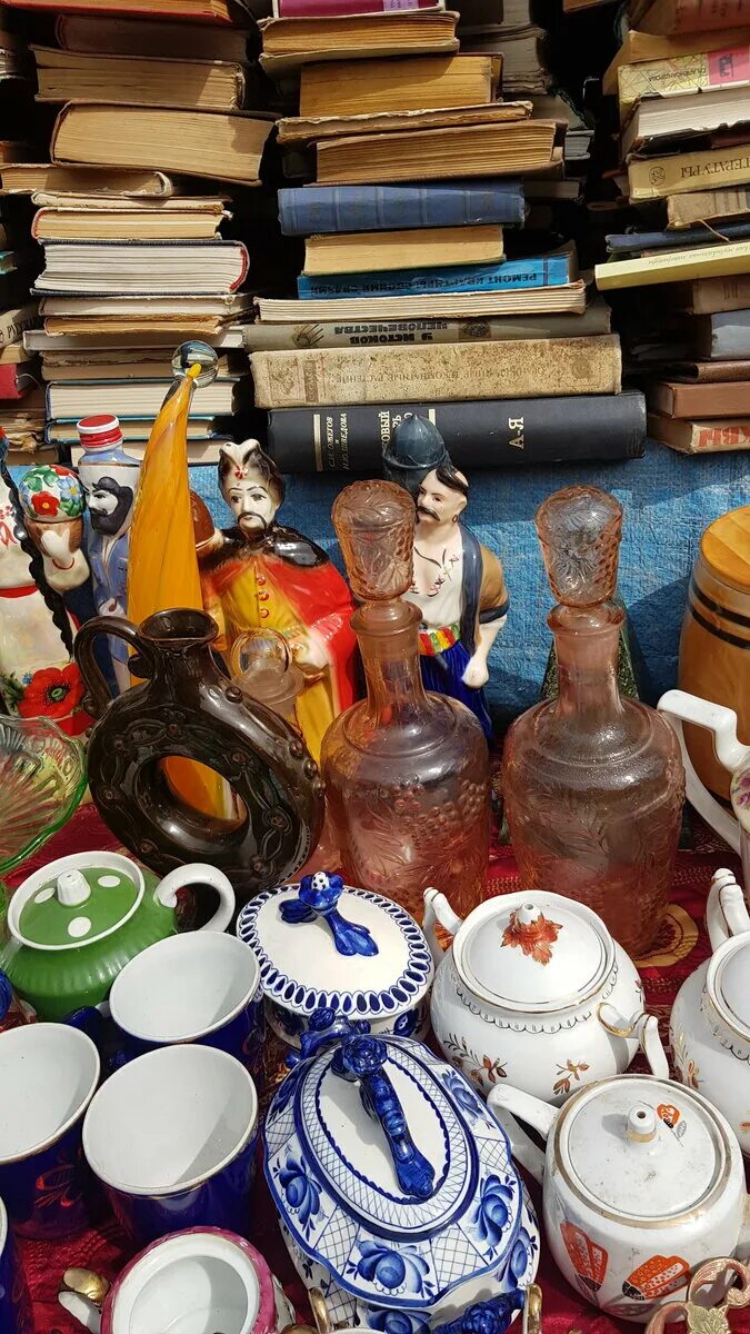 Рынок новоподрезково. Рынок новоподрезково. Левша химки блошиный рынок. Рынок новоподрезково. Блошиный рынок подрезково.