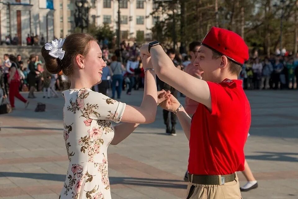 Сочи фестиваль молодежи и студентов 2017 международный. День молодежи 2024 хабаровск. Фестиваль хабаровск. Хдст. День молодежи 2024 хабаровск.