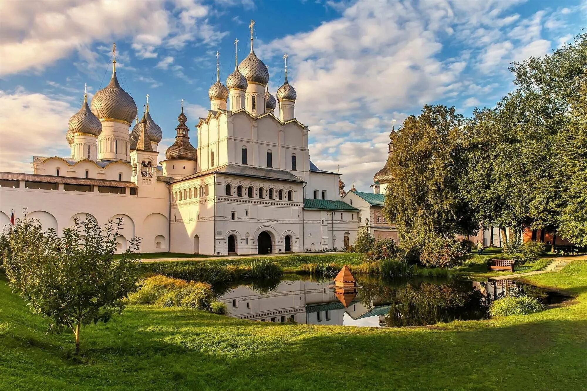 Главный монастырь россии золотого кольца