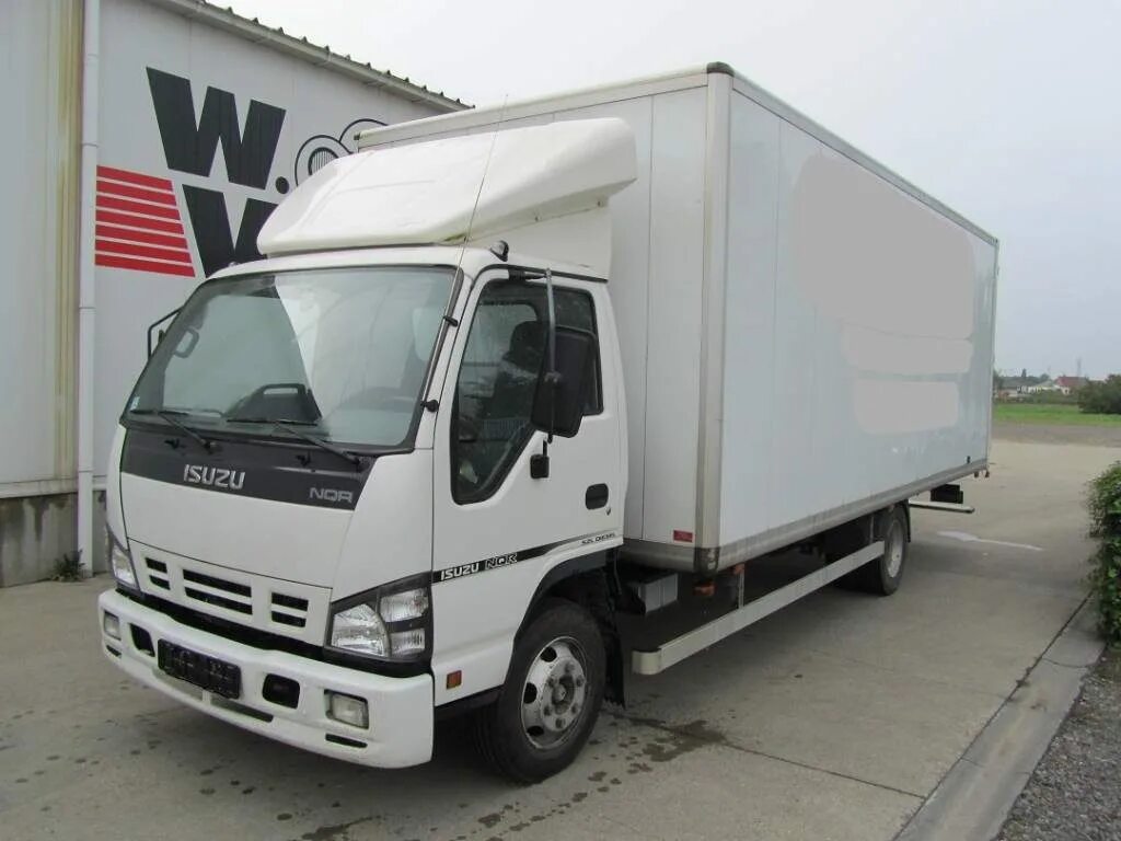Исузу тонник. Isuzu nqr 12t. Исузу 7 тонник. Исузи 5тоналик. Isuzu 10 тонник.