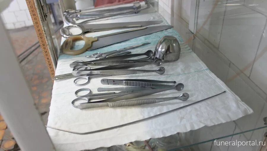 набор инструментов для вскрытия трупов. набор секционный патологоанатомический 52 инструмента ворсма. инструменты для вскрытия. инструменты патологоанатома. инструменты для патологоанатомического вскрытия ветеринария.