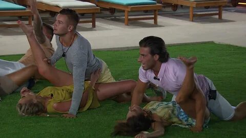 Love Island contestants compete in a 'sex positions' game on the ...