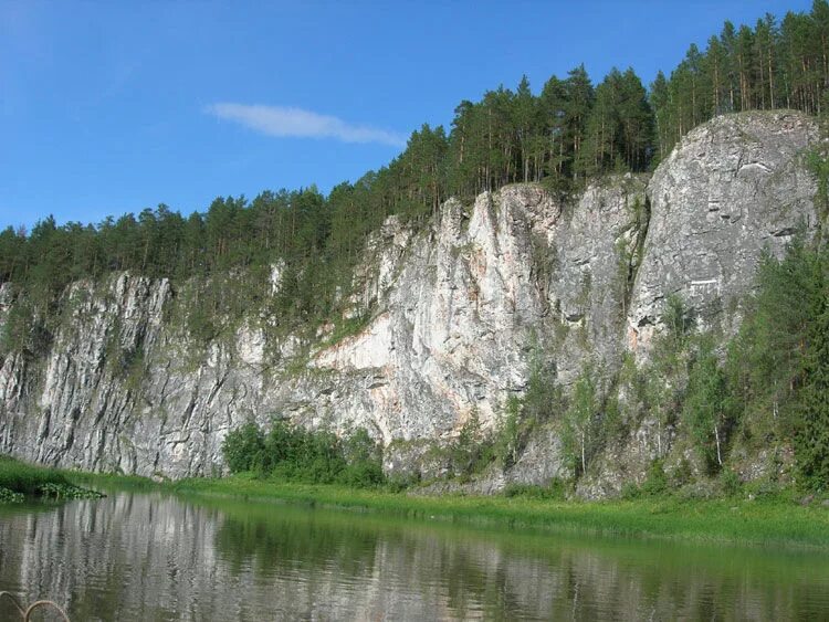 2 свердловская область. Уральские горы Пермский край Свердловская область. Урал горы Свердловская область. Горы Урал, Пермский край, город Чусовой, пос.скальный. Вогулинская гора Чусовая.