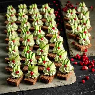 Канапе с бородинским хлебом