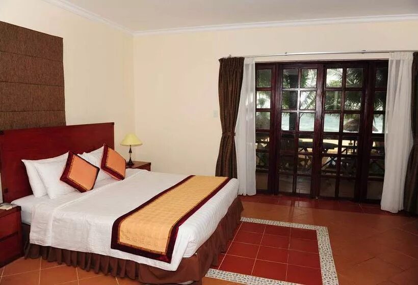 Lazure resort and spa