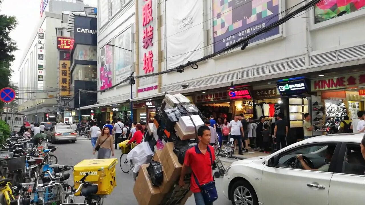 Рынок шаров. Рынок шарик в Гуанчжоу. Рынок в Китае Гуанчжоу. Рынок Байюнь в Гуанчжоу. Гуанчжоу чимилонг.