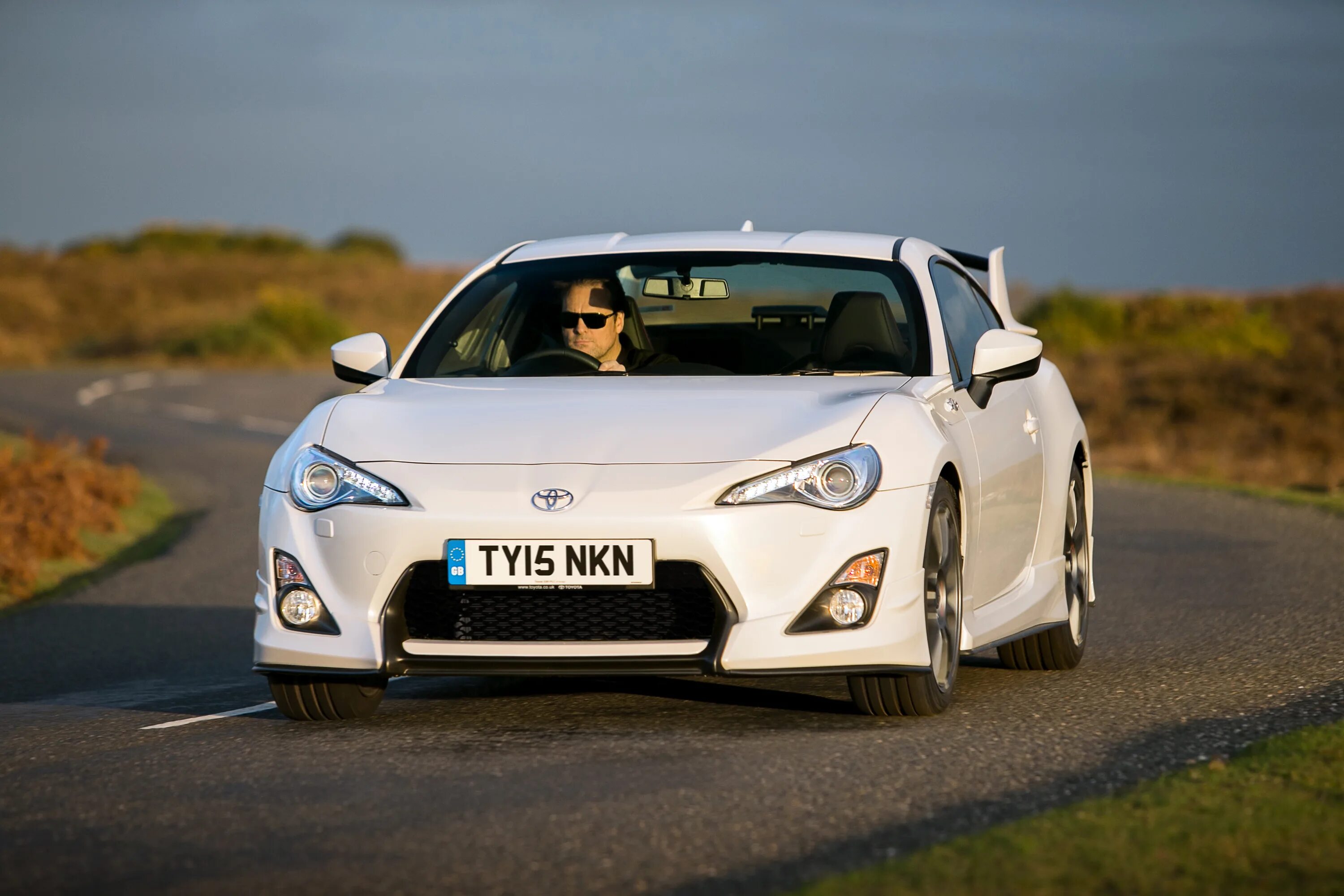 Toyota gt t. Раллийная тойота. Toyota 86. Toyota gt86 trd. Toyota gt86 2005.