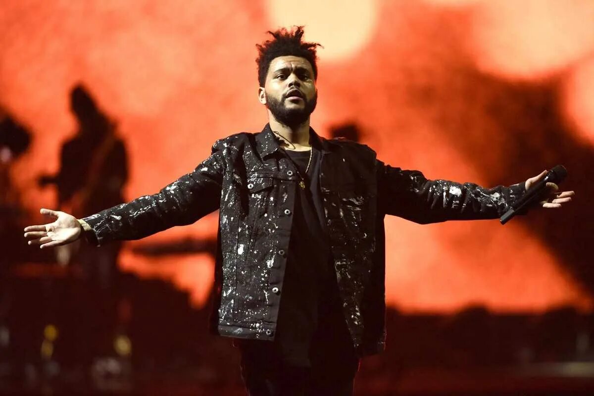 The weekend song. The Weeknd. Группа weekend. The Weeknd 2015. The Weeknd фото.