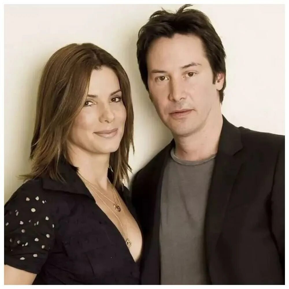 Keanu reeves sandra bullock speed. Keanu reeves sandra bullock. Keanu reeves sandra bullock. Анджелина джоли и киану ривзе. Ривз баллок.
