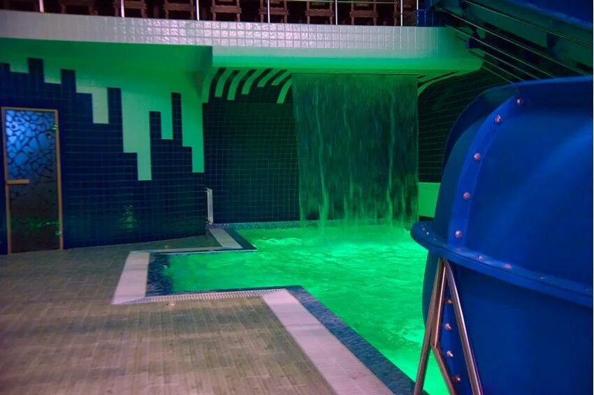 Aqua 2023. Аква тула. Бассейн ревда темп. Холдинг аква лого. H2o тула аквапарк.