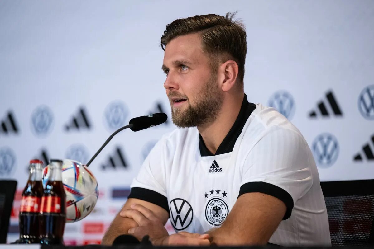 Никлас фуллкруг вердер бремен. Никлас фюллькруг. Никлас фюллькруг. 2022. Никлас фюллькруг.