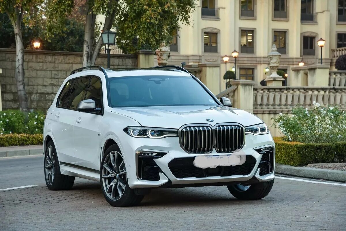 Х 7 м. BMW x7 m50d. BMW x7 m50d 2020. BMW x7 белый. БМВ x7 2021 белый.