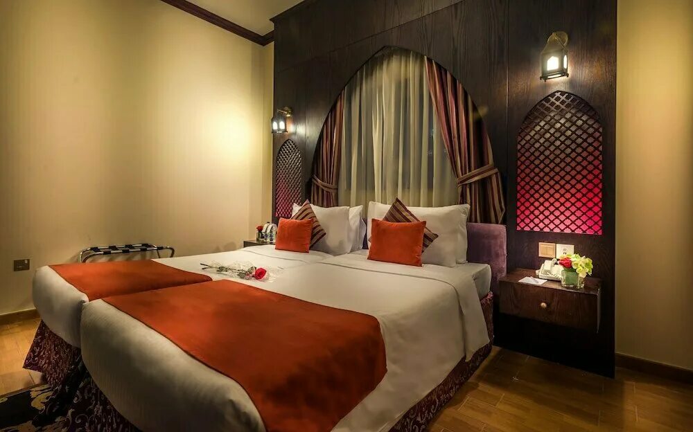 First central hotel suites apartment дубай. First central hotel дубай. Ферст централ дубай. First central hotel dubai. First central hotel suites apartment аль-барша.