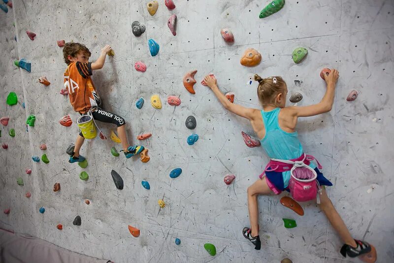 Скалодром 9а ростов на дону. Скалолазание 9 школа. Скалодром 9а ростов на дону. Скалодром 9а ростов-на-дону тел. Скалодром варфоломеева ростов.