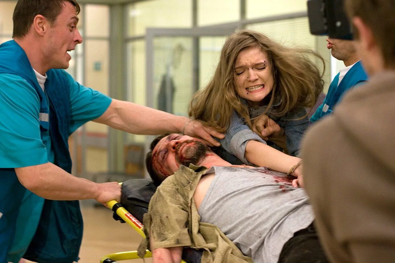 Как снимали склифосовский за кадром. Как снимали склифосовский за кадром. На съемочной площадке сериала "склифосовский". Режиссер сериала склифосовский. Как снимали склифосовский за кадром.