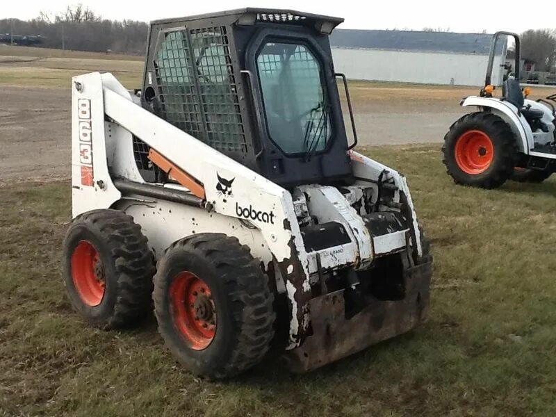 Стекло bobcat. Bobcat 863h. Bobcat-753 погрузчик. Bobcat 6815780. Bobcat 863 кабина.