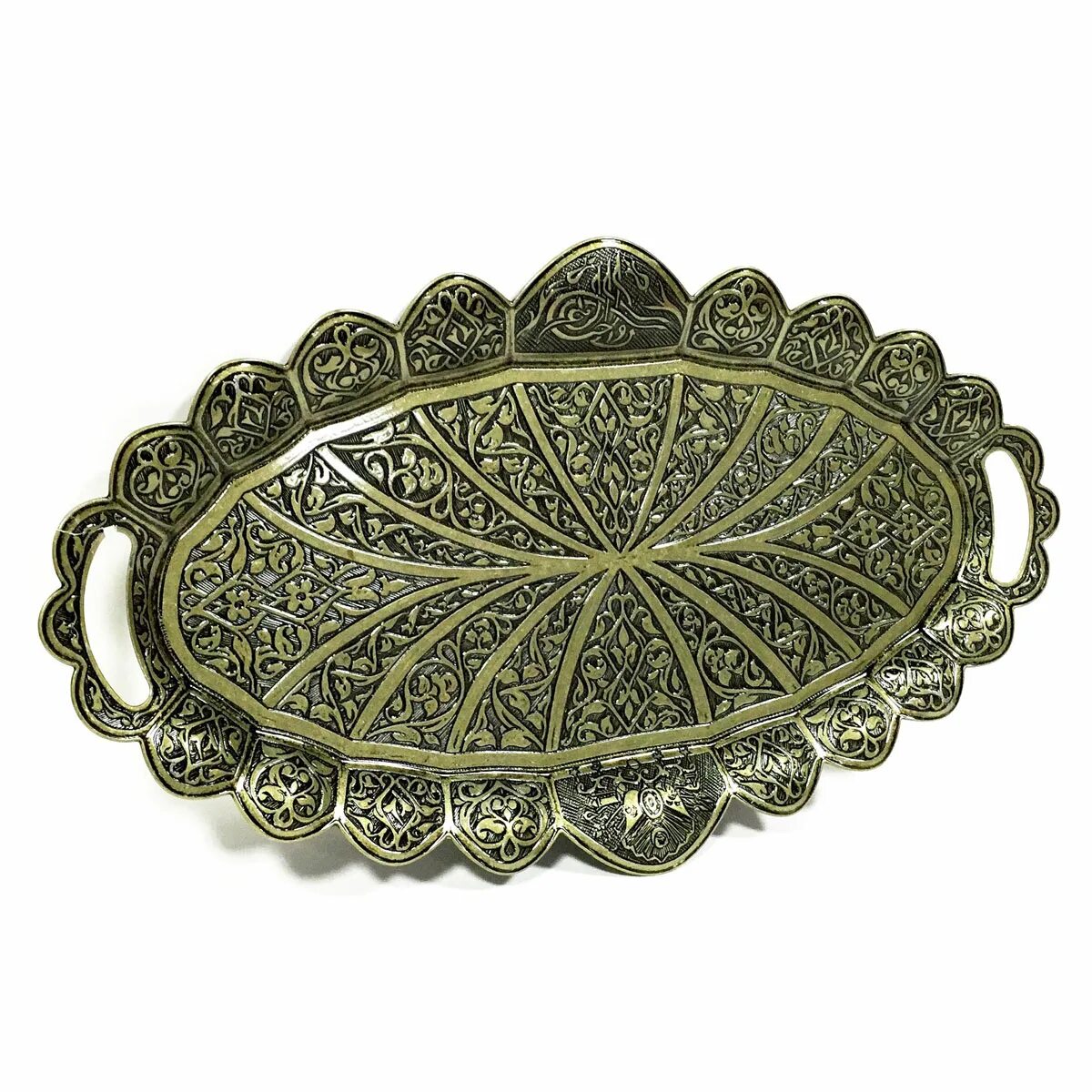 медный кувшин дагестан. железный восток. восточная посуда металлическая. маленький железный щит. чеканка меди бухара.