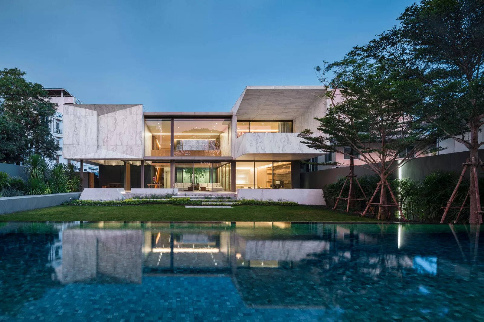 мраморная современная архитектура. мраморный дом. мраморный дом. мраморный дом. мраморный дом.