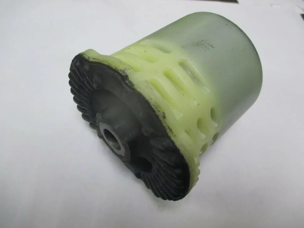 Сайлентблоки балки шевроле. Сайлентблок балки шевроле круз. сайлентблок задней балки шевроле круз. 13313230 сайлентблок задней балки шевроле круз. сайлентблок задний шевроле круз 1.6.