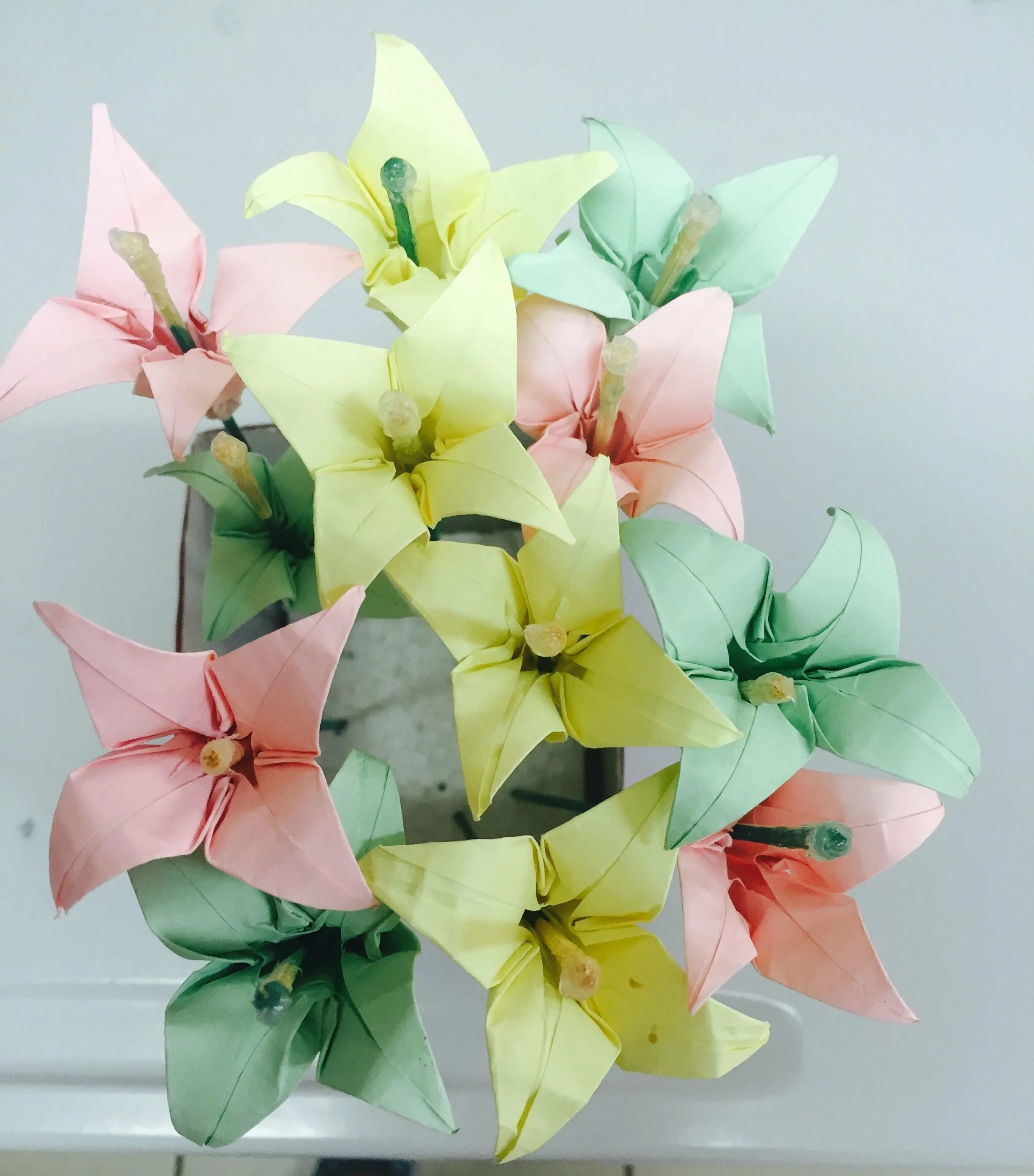 Санбук Смит цветы оригами. Оригами Лилия. Оригами цветы Лилия. Origami Flower Лилия. Оригами красивый цветок