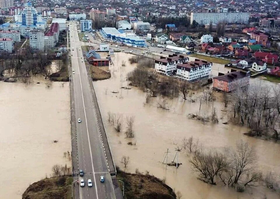 Прогноз погоды горячий ключ краснодарский. Наводнение в Краснодарском крае. Затопляемые города Краснодарского края. Наводнение в Краснодарском крае 2022 году горячий ключ. Краснодар подтопление.