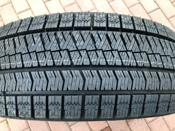 Близак айс. Bridgestone Blizzak Ice. Bridgestone Blizzak Ice 205/55 r16. Bridgestone Blizzak Ice 91s. Bridgestone Blizzak Ice 205/65 r16.