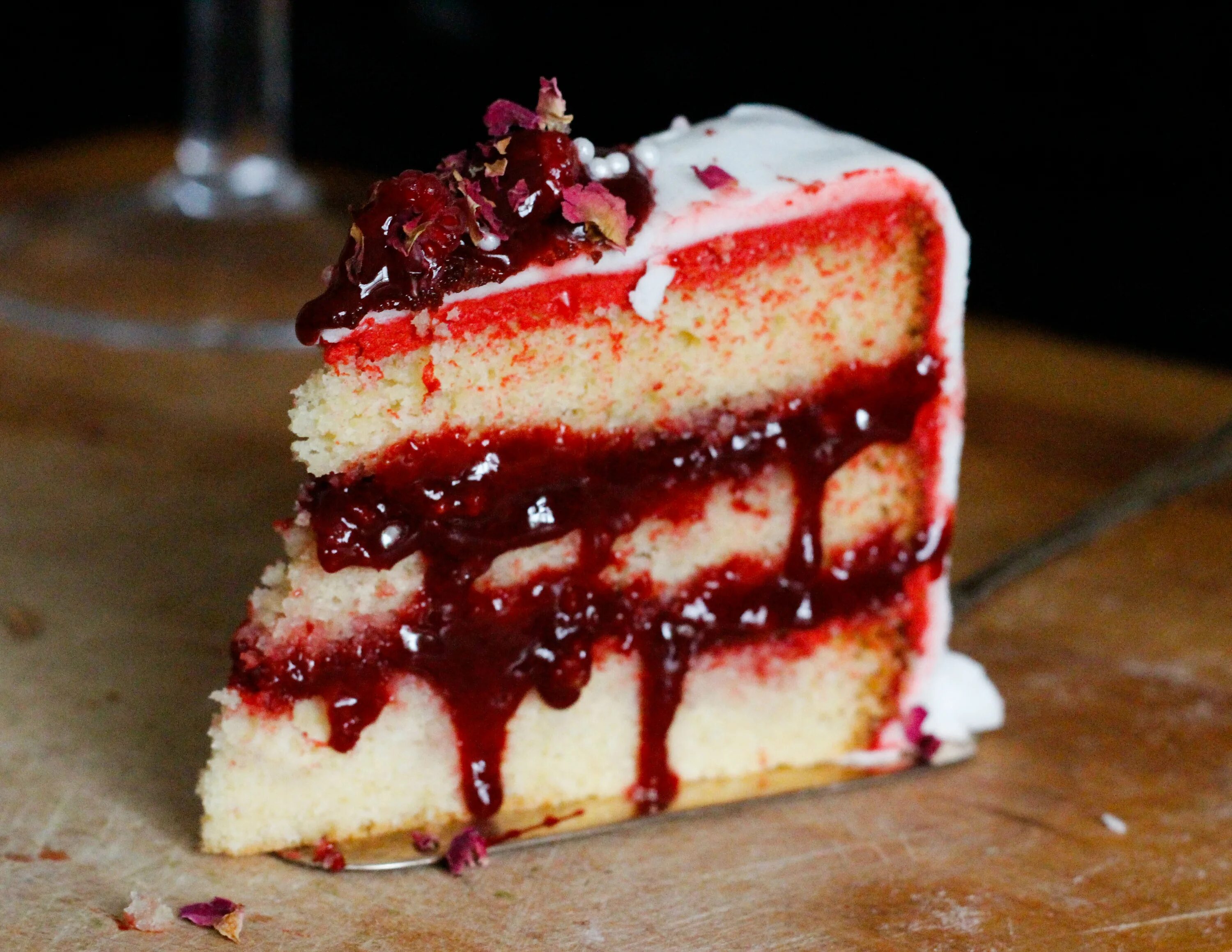 как сделать торт с кровью