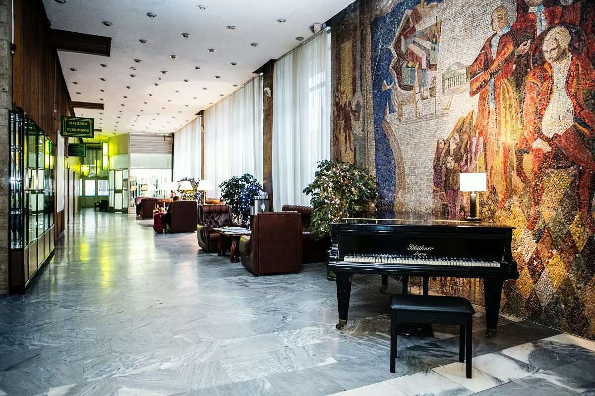 отель университетская москва. университетская гостиная. двухкомнатный номер москва. ано паломнический центр гостиница университетская. гостиница университетская москва.