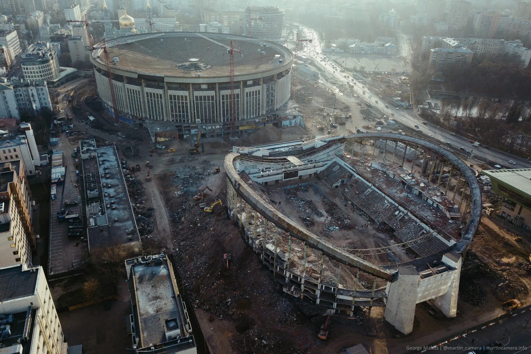 Что будет вместо москвы. Московский спорткомплекс "Олимпийский. Олимпийский спортивный комплекс Москва реконструкция. Олимпийский спортивный комплекс Москва сносят.