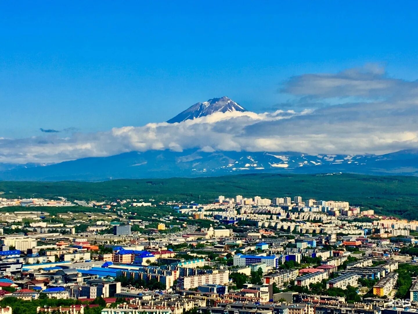 Сопки Петропавловска-Камчатского. Мишенная сопка Петропавловск-Камчатский. Петропавловск-Камчатский 2016. Смотровая площадка Петропавловск Камчатский. Погода в петропавловске камчатском по часам