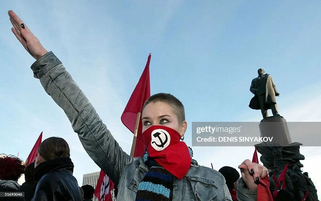 Точка большевик. Национал-Большевистская партия Лимонов. Красные фашисты. Национал коммунисты. Нацисты и коммунисты.