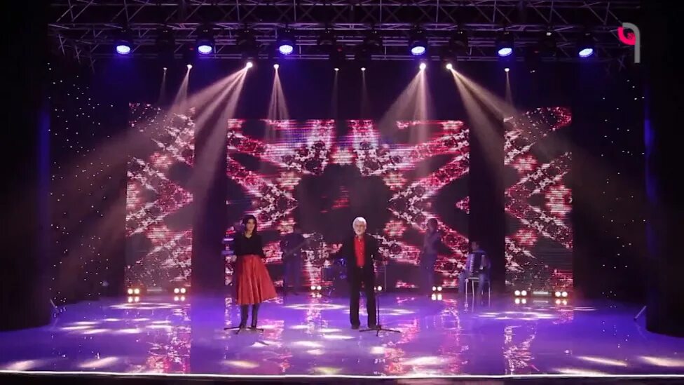 9 волна новый. 9 волна новый год наоборот. 9 волна. фатима царикаева 2022. 9 волна новый год наоборот.