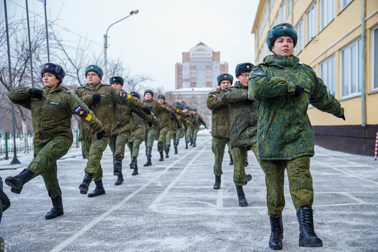 Получить военный. ВУЦ СФУ Красноярск. Военный центр СФУ. Военный учебный центр Красноярск. Призывники 2020.