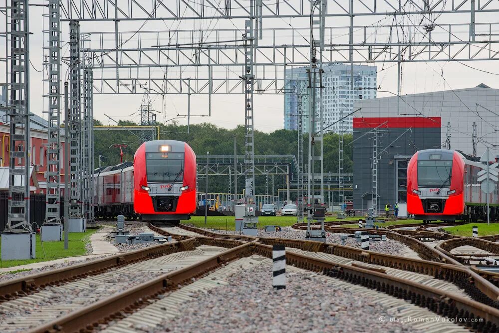 Ржд московская железная дорога. Депо Подмосковная ласточки. Депо ласточек в Москве. Депо Подмосковная Сименс. Депо Подмосковная МДОСС.