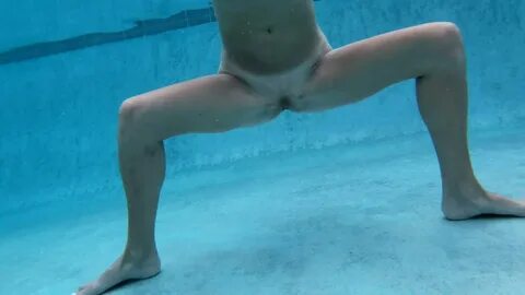 Watch Underwater Pussy tube sex video for free on xHamster