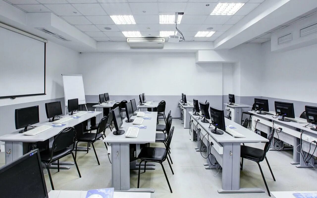 Учебный центр. Современный компьютерный класс. Обучающий центр. Учебный центр картинки.