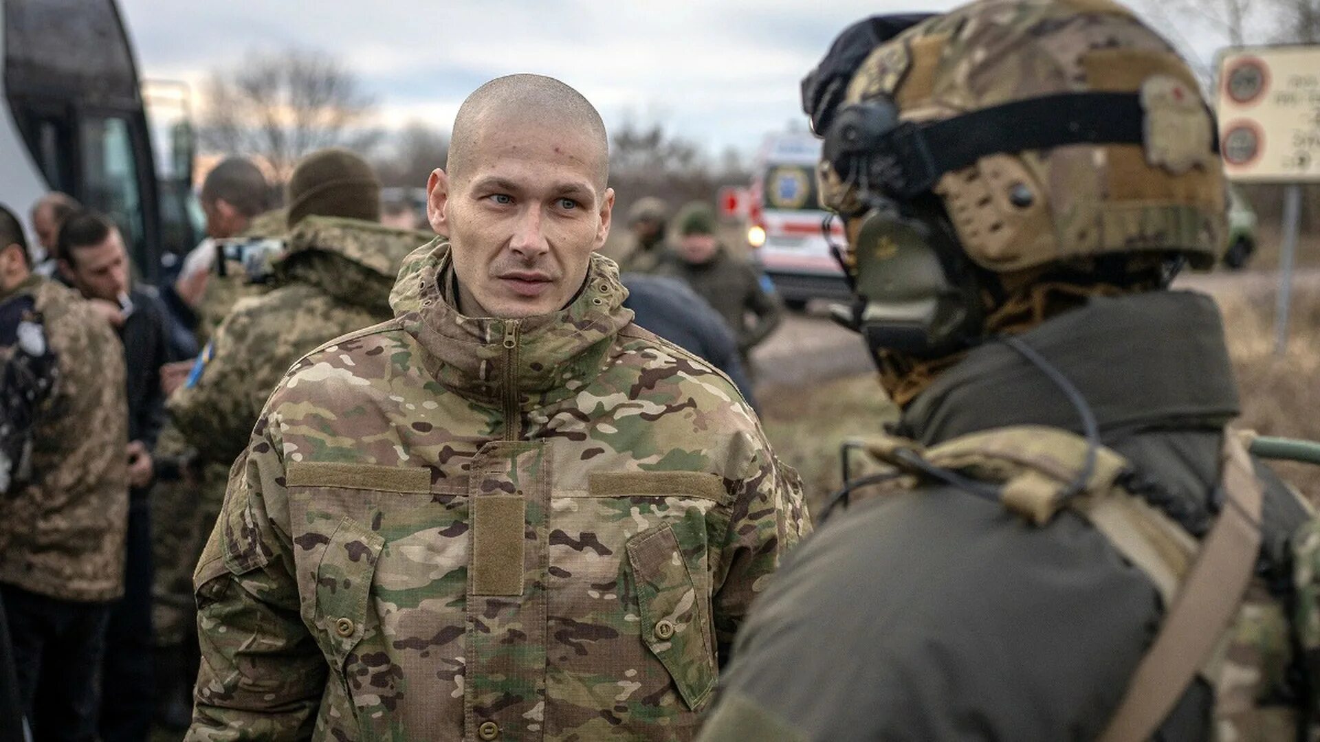 Украинские военные в плену. Пленные российские солдаты на Украине. Обмен военнопленными апрель 2024