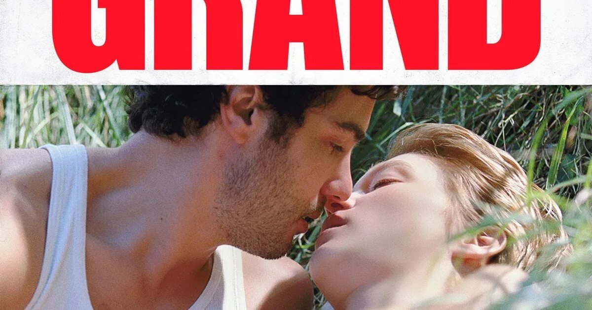 Голая Камилль Лелуш Под Душем – Гранд Централ. Любовь На Атомы (2013)