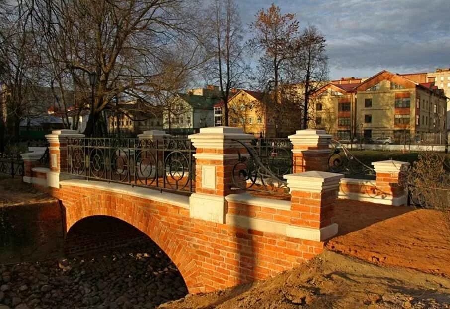 Карякинский сад рыбинск. Г рыбинск карякинский парк. Парки рыбинска карякинский парк. Карякинский сад рыбинск. Карячкинский парк рыбинск.