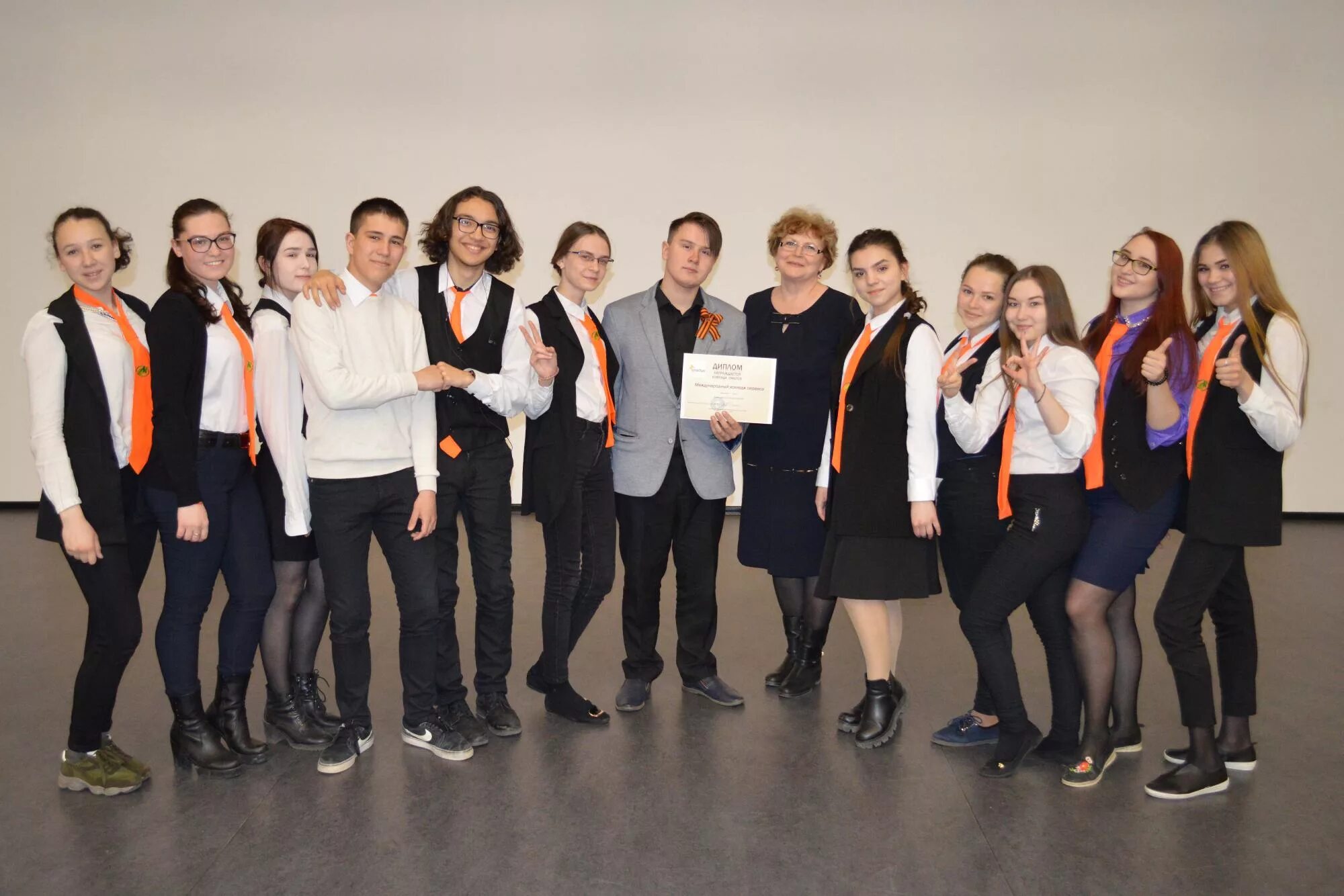 международный колледж сервиса адоратского. мкс казань колледж. мкс казань колледж официальный сайт. мкс казань колледж. международный колледж сервиса сайт.