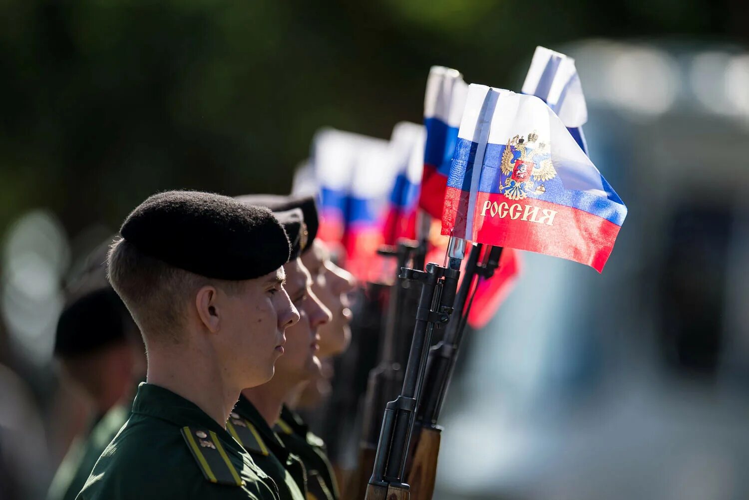 В какие войска берут с б3