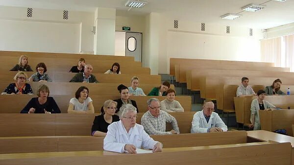 Преподаватель мединститута. Медфак ПЕТРГУ Петрозаводск. Бабкин преподаватель ПЕТРГУ. Медицинский Факультет ПЕТРГУ. ПСКОВГУ новый медицинский Факультет.