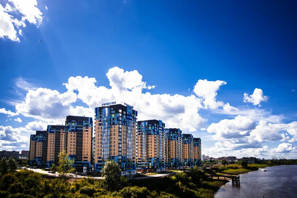 жилой комплекс правобережный тюмень. брусника тюмень мкр европейский. жк тюмень дома. жк андерсон парк тюмень. жк вертикаль тюмень.