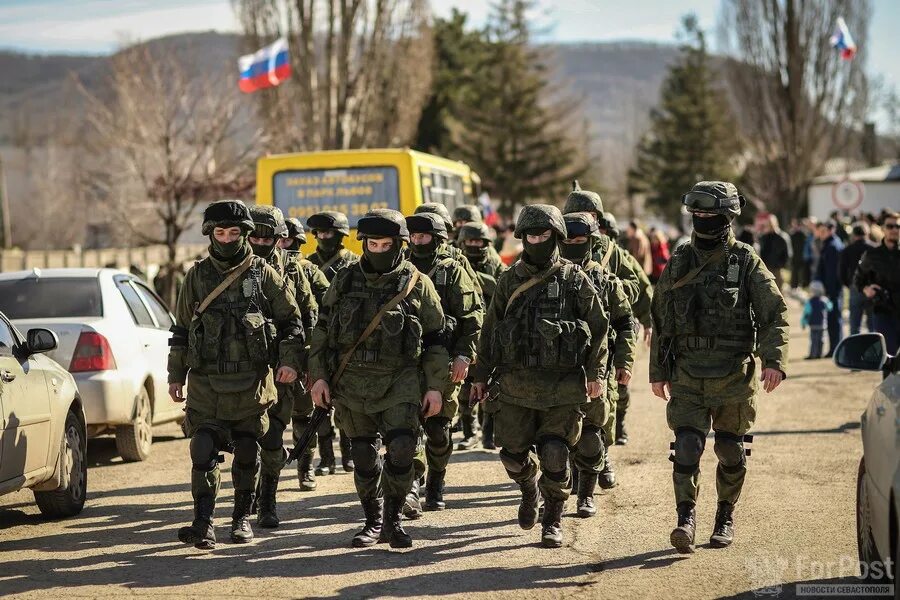 Крым 2014 Балаклава вежливые люди. Вежливые люди в Крыму 2014. Вежливые люди 2014 Севастополь. Вежливые люди в Крыму. Вежливые крымские