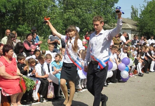 Село Кирово Ленинский район Крым. Село Останино Крым Ленинский район. Новониколаевская средняя школа Ленинский район Крым. Республика Крым Ленинский район село Кирово.