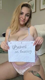 samanthakittyy Nude OnlyFans Leaks.