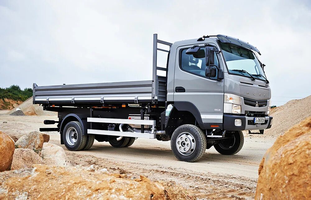 Куплю митсубиси кантер фусо. Mitsubishi Fuso Canter. Грузовик Fuso Canter. Мицубиси Фусо Кантер. Mitsubishi Fuso Canter 4.