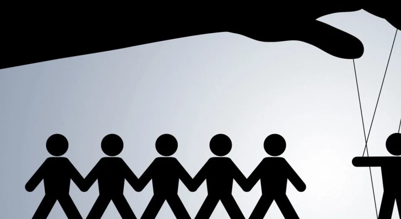 Мужчина марионетка. Манипулирование поведением. Руководитель и подчиненные. Манипуляция. Марионетки.